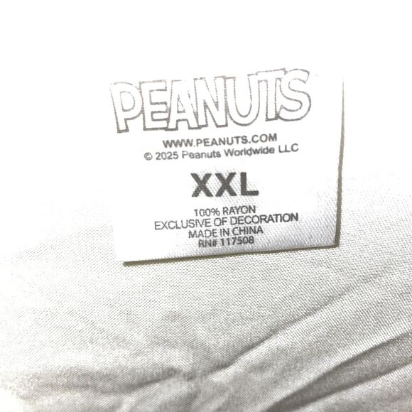 Peanuts Men’s Camp Shirt Size 2XL Ivory Embroideried Beach Cruise Island - Picture 2 of 12